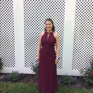 Morgan and Co, Size 5/6, Maroon Prom dress